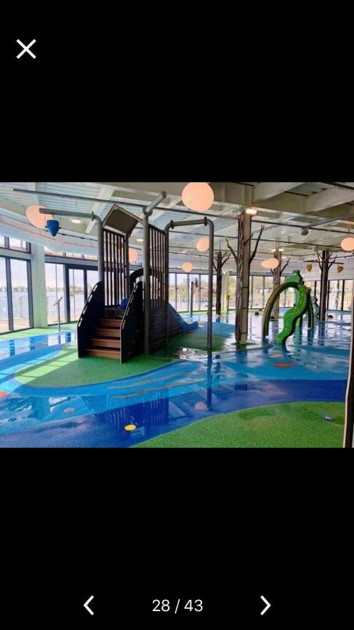 Calypso Hot Tub Breaks Tattershall Lakes Pet Friendly Esterno foto