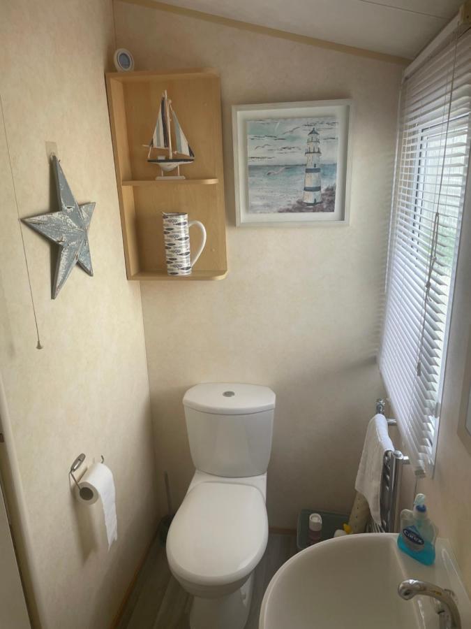 Calypso Hot Tub Breaks Tattershall Lakes Pet Friendly Esterno foto