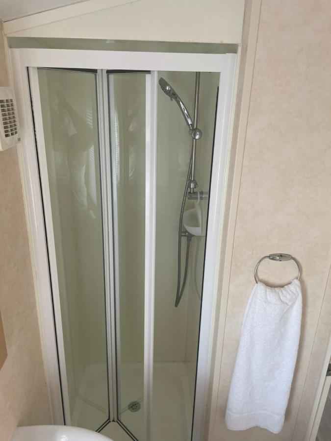 Calypso Hot Tub Breaks Tattershall Lakes Pet Friendly Esterno foto