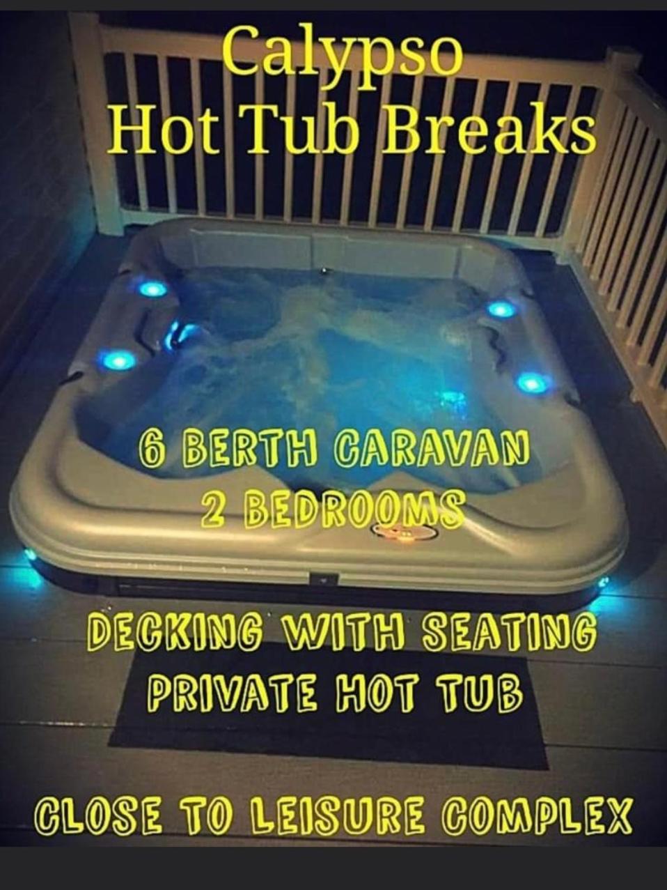 Calypso Hot Tub Breaks Tattershall Lakes Pet Friendly Esterno foto